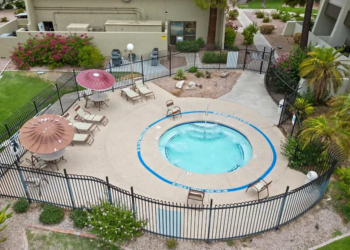 Modernized 2br W Pool Access Near Old Town * Scottsdale